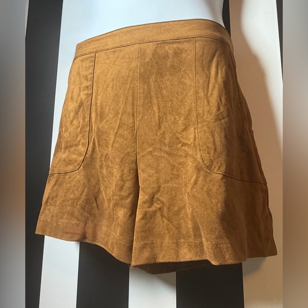 Forever 21 Plus Faux Buttery-Soft Camel Plus Festival Shorts - SZ 1X